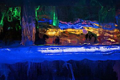 《地狱男爵：怀尔德之网》为已故演员兰斯·雷迪克最终作品